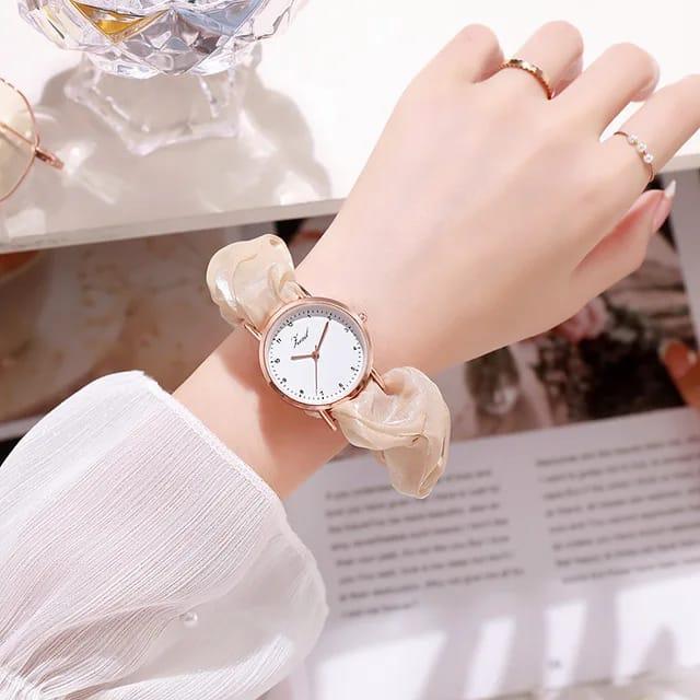 Stylish Women's Quartz Watch